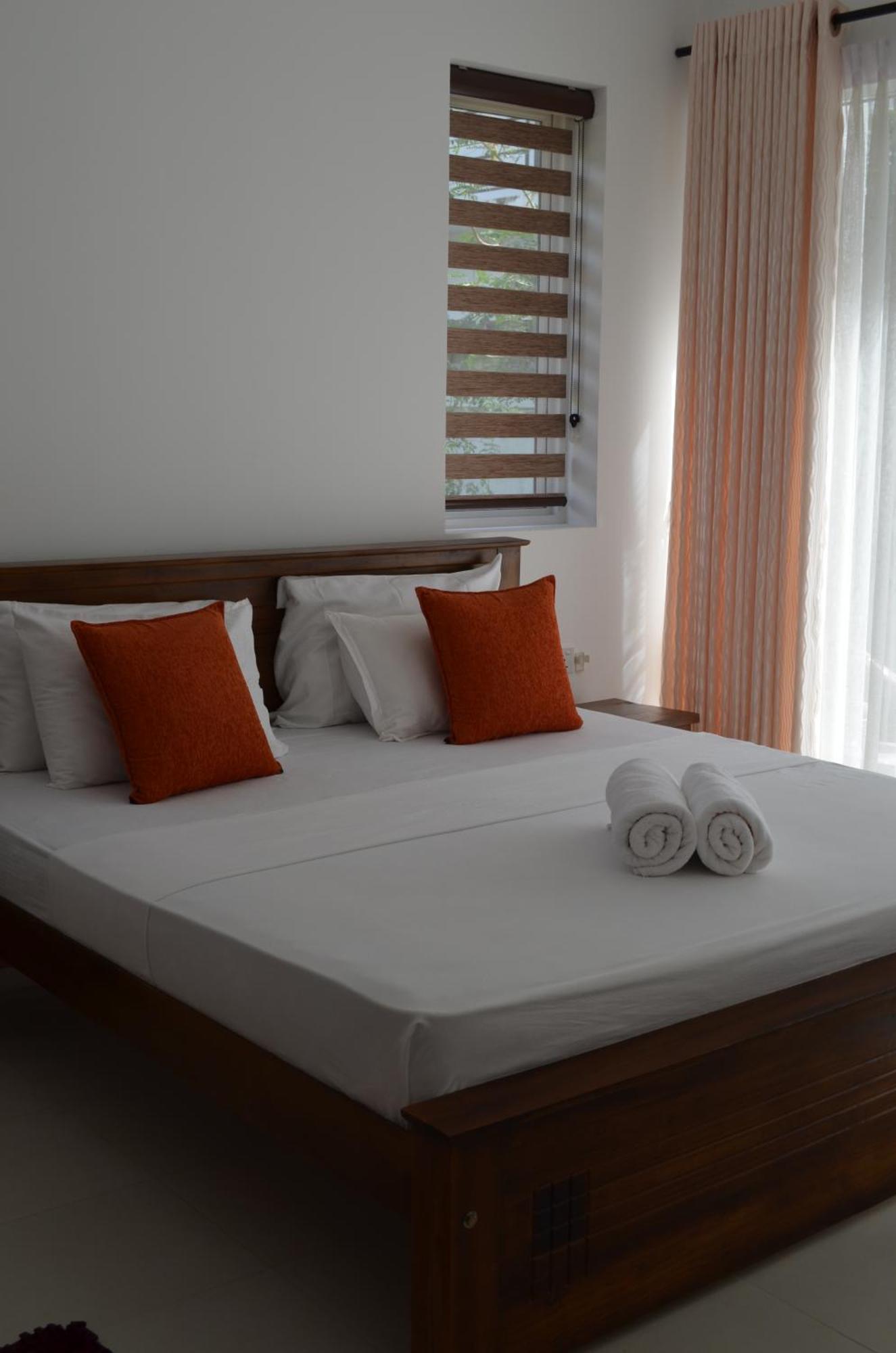 Silina Airport Transit Hotel & Residence คาตุนายากา ภายนอก รูปภาพ