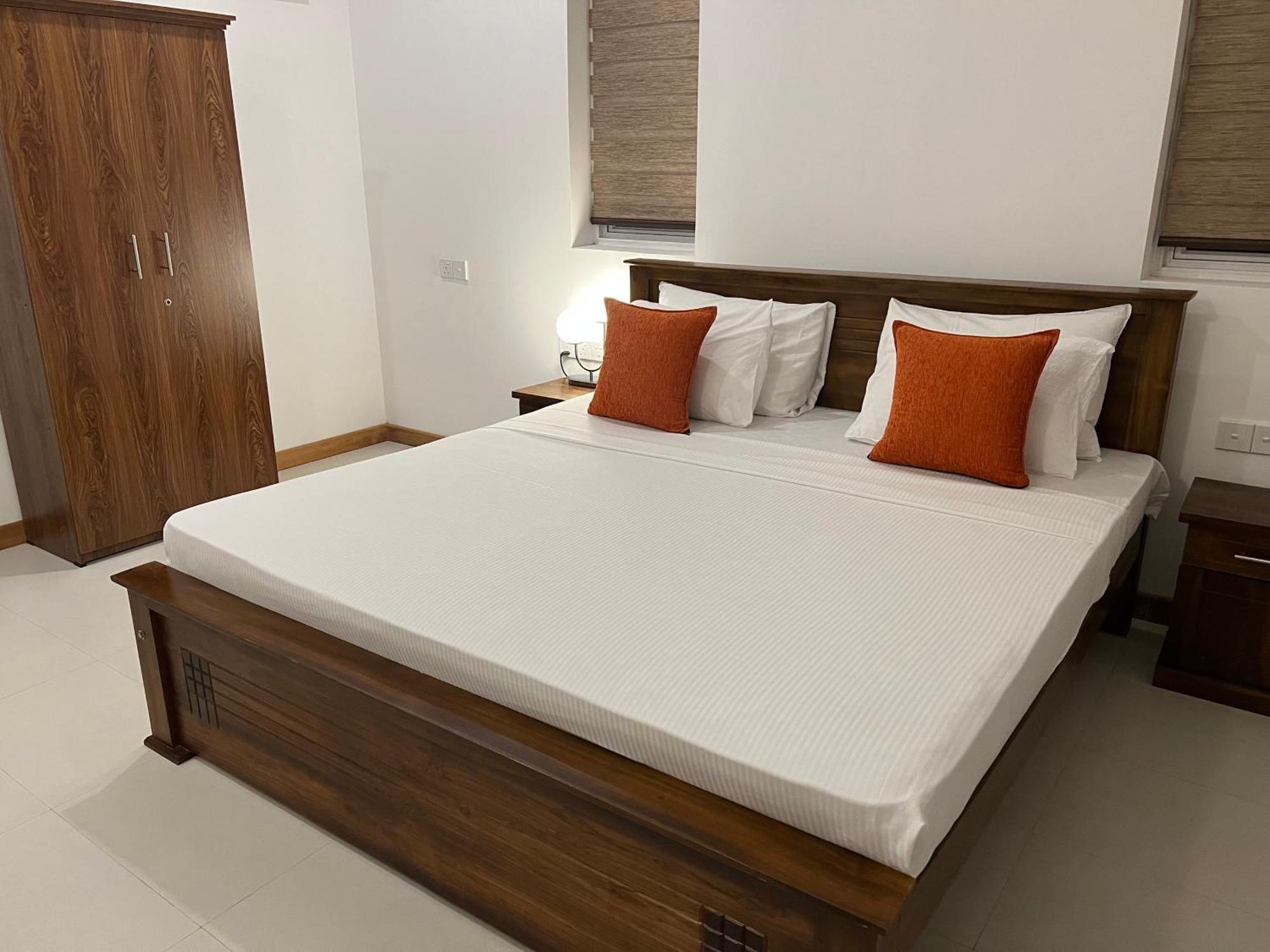 Silina Airport Transit Hotel & Residence คาตุนายากา ภายนอก รูปภาพ