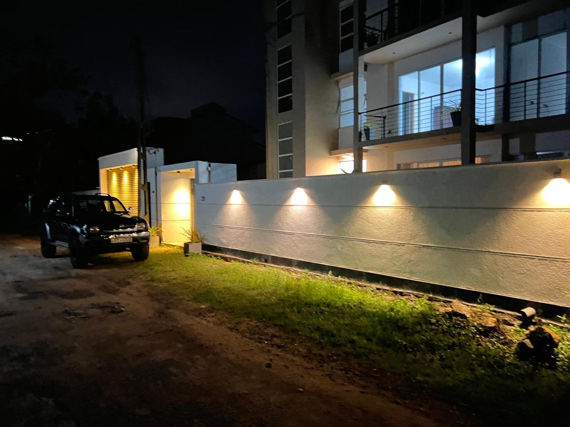 Silina Airport Transit Hotel & Residence คาตุนายากา ภายนอก รูปภาพ